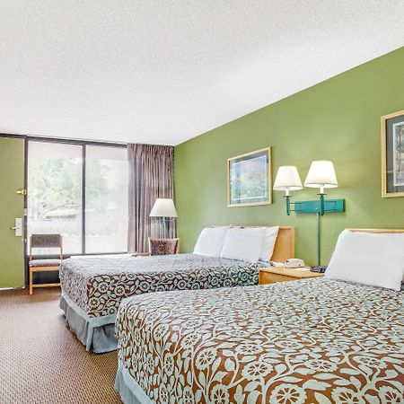 Days Inn By Wyndham Bradenton - Near The Gulf Eksteriør billede